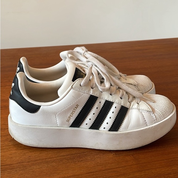 Adidas superstar platform - Picture 1 of 9